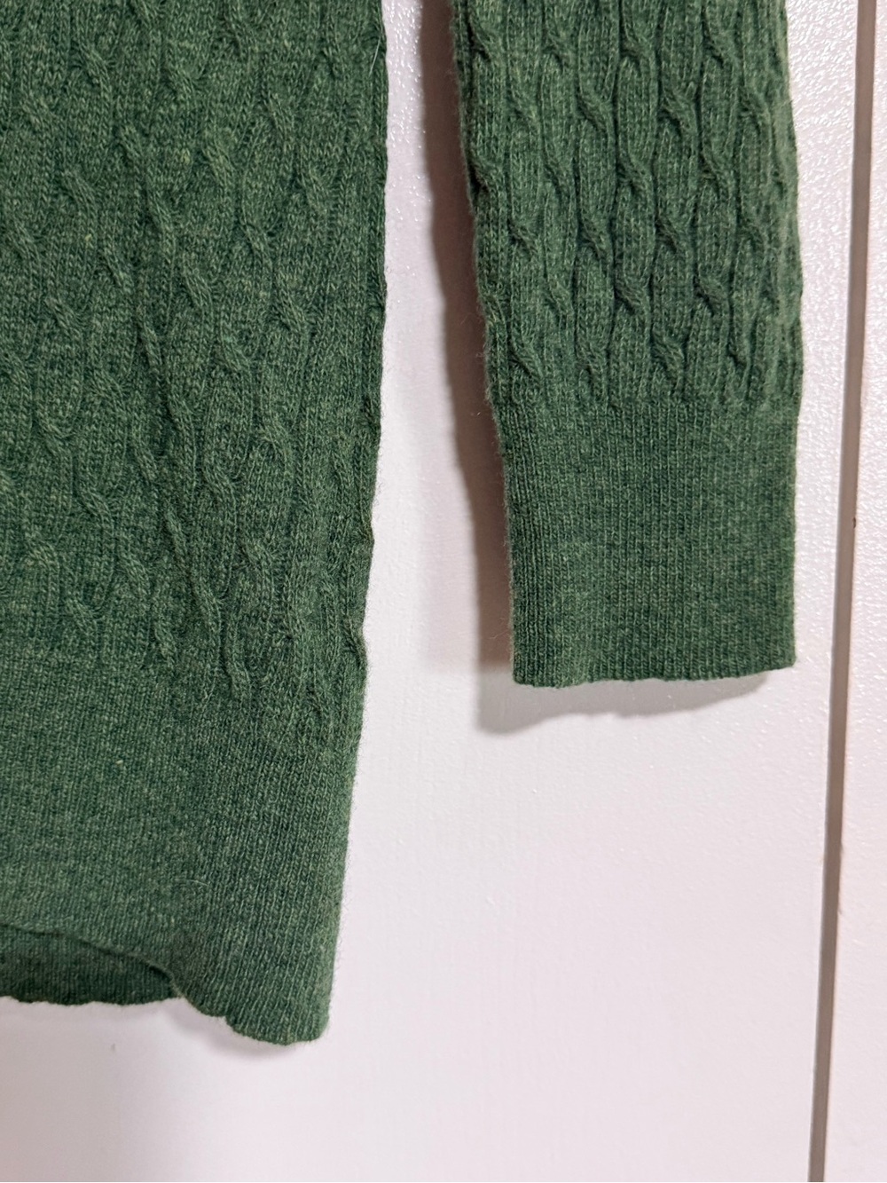 Banana Republic Italian Yarn Wool Cashmere Cable Knit Sweater Green Medium - Picture 6 of 8